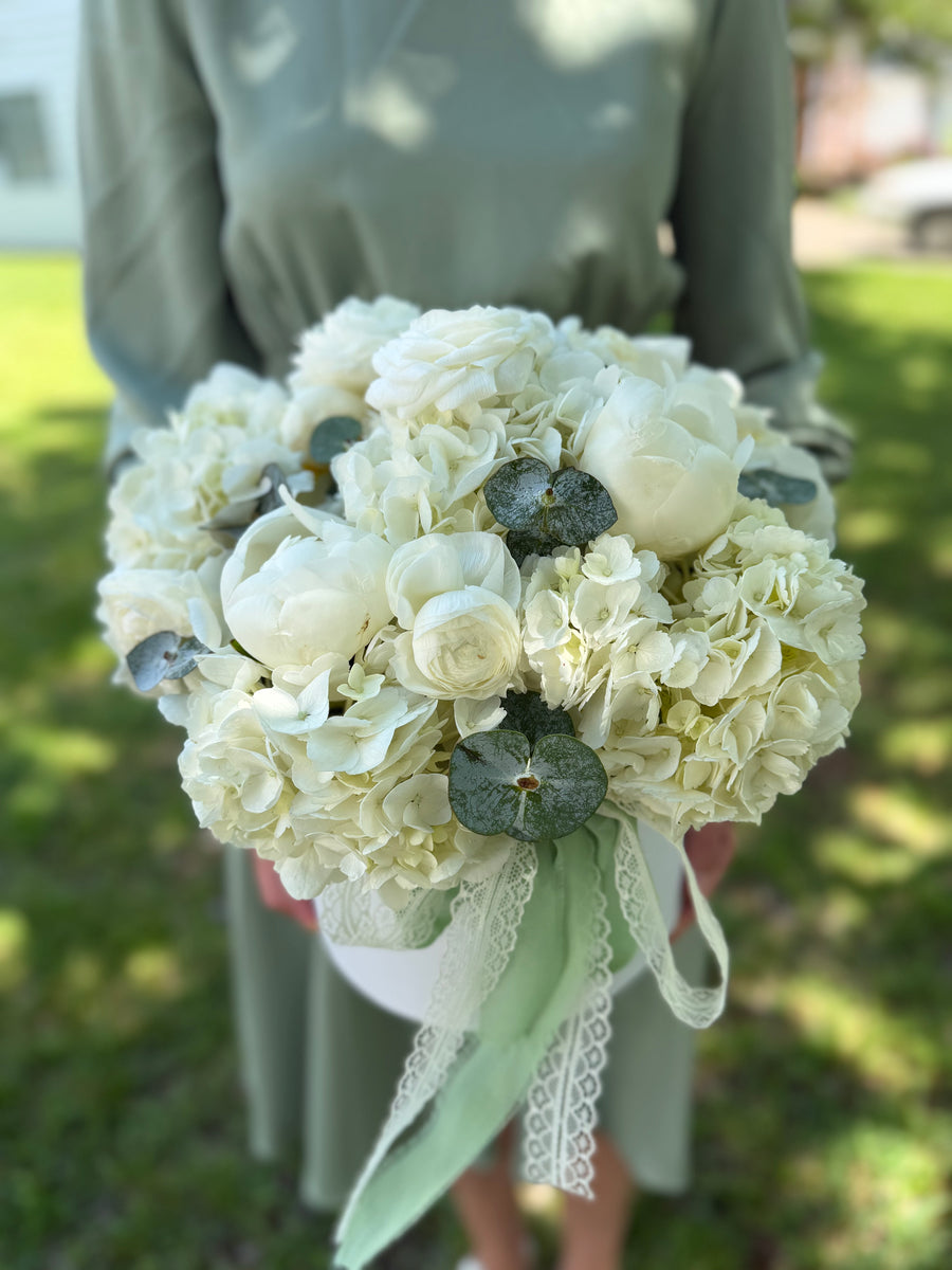 Ivory Elegance