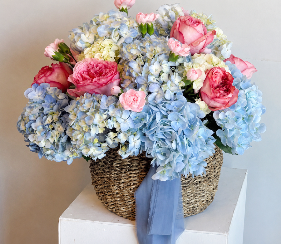 Blue Blush Basket