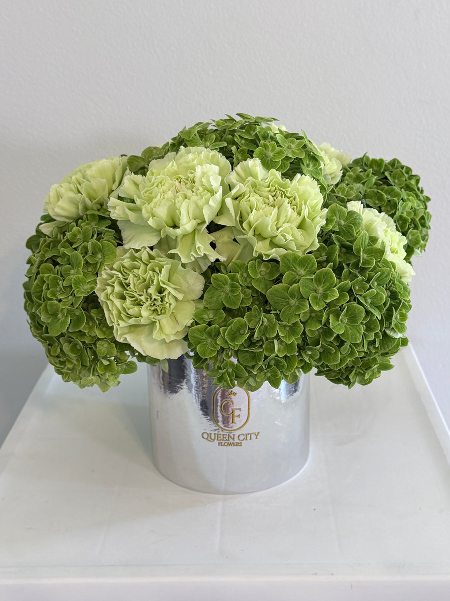 Green Garden Elegance