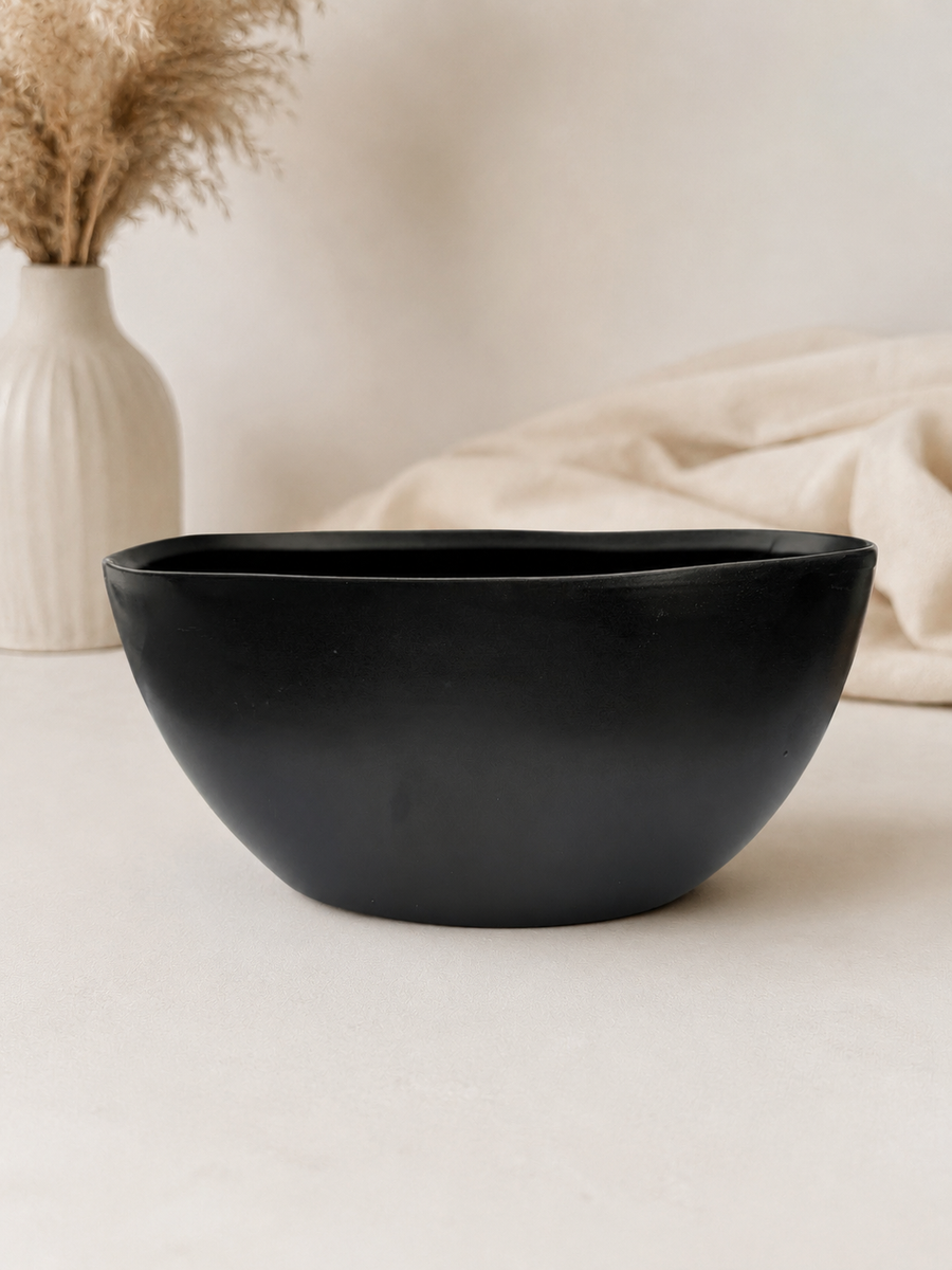 Black  Modern Vase