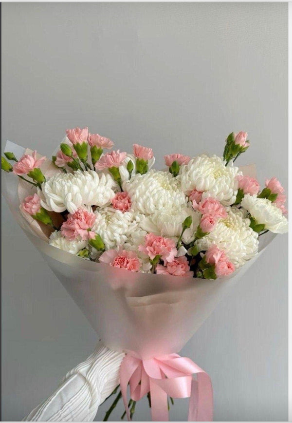 Soft Pink & White Bloom